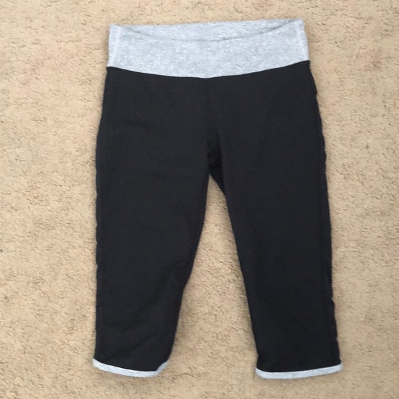 Fabletics Other - Fabletics crops - cute 😍